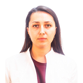 Врач Звирык Алина Владимировна 