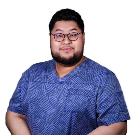 Врач Пак Альберт Вячеславович 