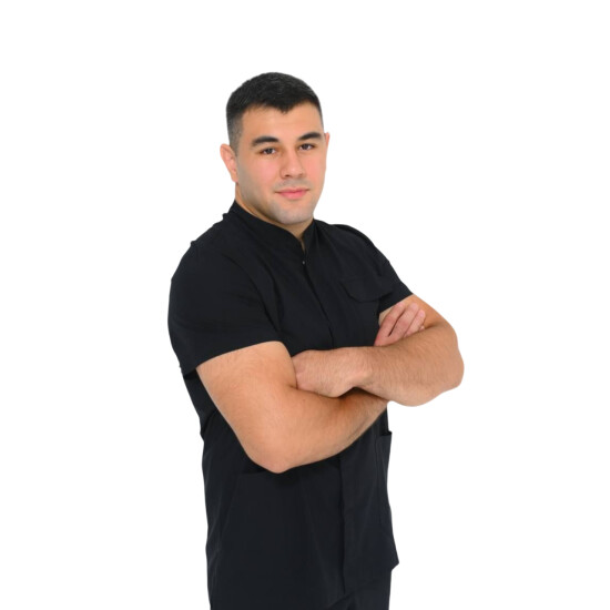 Врач Тотров Азамат Эврикович 