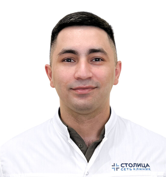 Врач Асланов Искандер Юнусович 