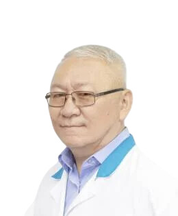 Врач Амоголонов Борис Цыренович 