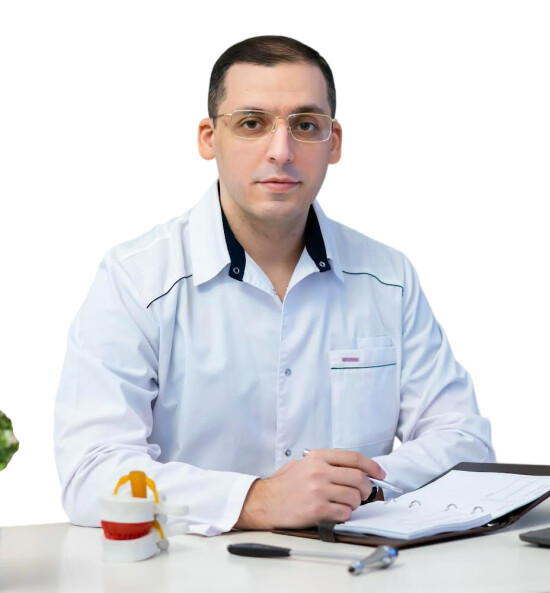 Врач Каландари Алик Амиранович