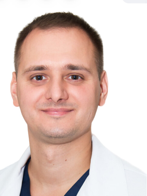 Врач Иванишко Андрей Александрович 