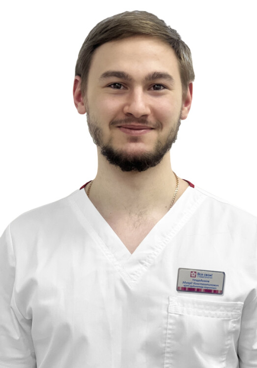 Врач Нещадимов Эдуард Константинович 