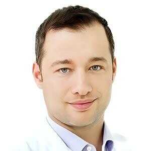 Врач Захаров Антон Игоревич 