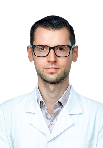 Врач Харламенков Евгений Алексеевич 