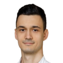 Врач Чернышёв Роман Сергеевич 