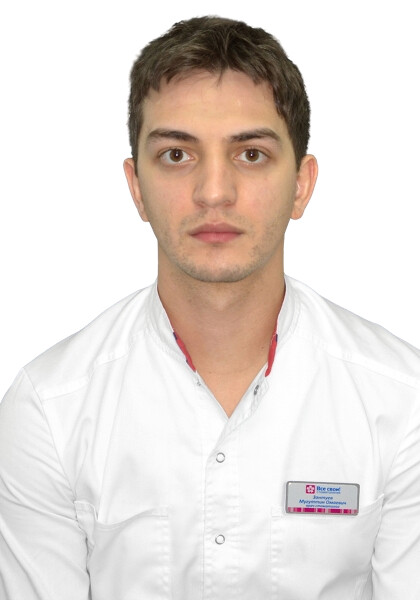 Врач Зантуев Мугуттин Омаевич 