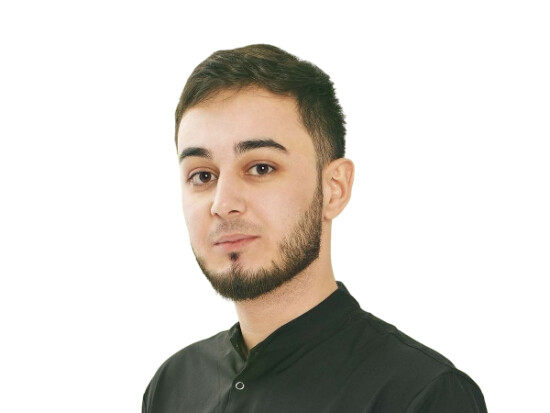 Врач Умаров Адам Юнусович 