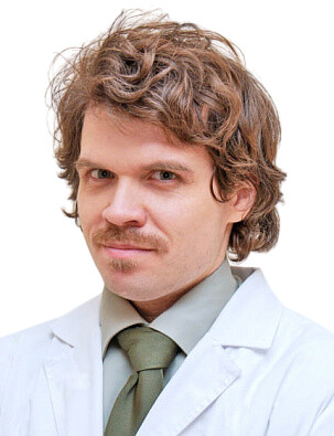 Врач Зинин Валентин Александрович 