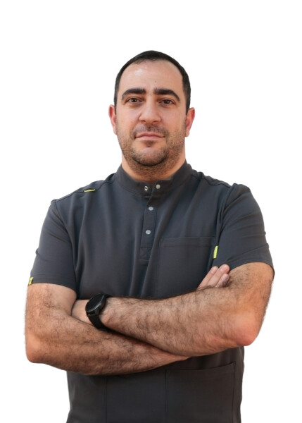 Врач Нагулян Рафаель Эдуардович 