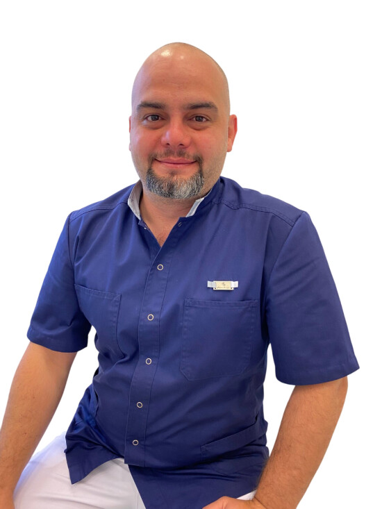 Врач Ислам Нарзан Низарович 