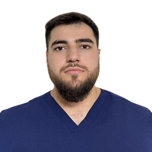 Врач Шамхалаев Рустам Юсупович 