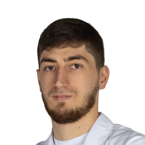 Врач Туменов Мурадин Алимович 