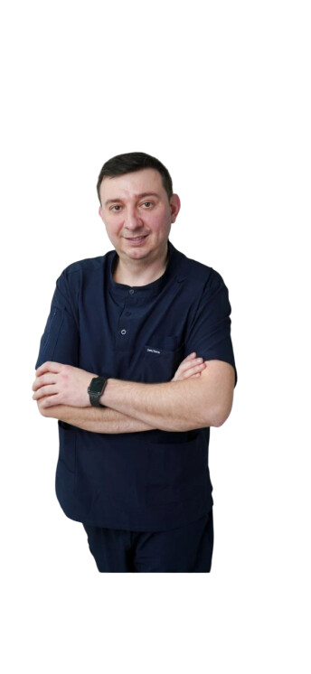 Врач Николов Георгий Романович