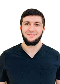 Врач Курбанов Марат Асхабалиевич