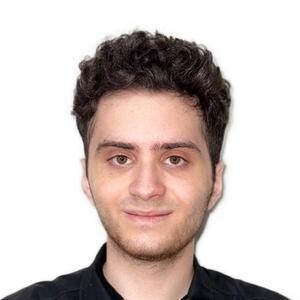 Врач Абдуллаев Эмиль Илхамович