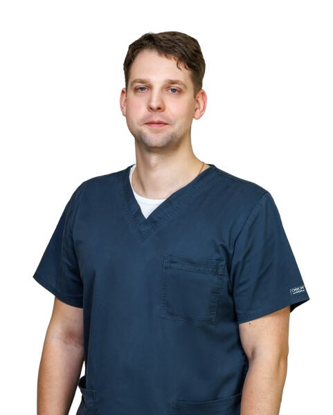 Врач Голубев Павел Михайлович 