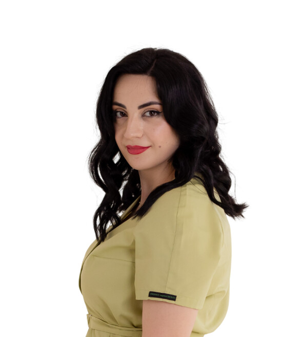 Врач Рамазанова Асият Геланиевна 