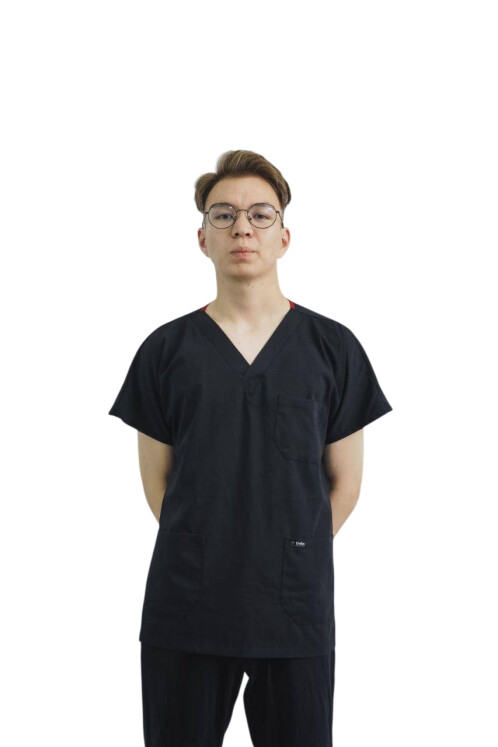 Врач Султаналиев Нургазы Нурланович 