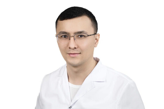 Врач Эргашов Максуд Жумалиевич 