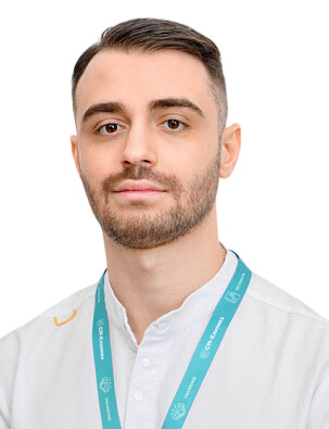 Врач Агабабян Андраник Камоевич 