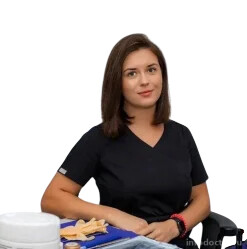 Врач Балмочных Олеся Руслановна 