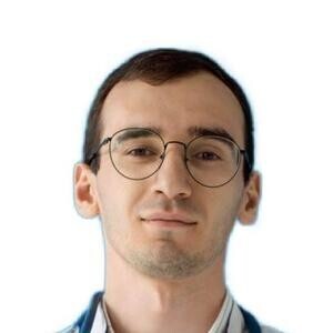 Врач Ахмедов Марат Летвиярович