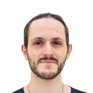 Врач Шаинян Максимильян Борисович 