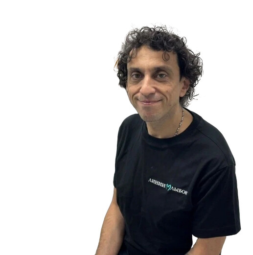 Врач Кленов Руслан Солтанович