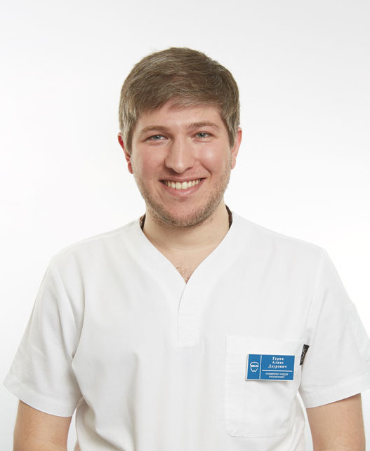 Врач Герия Алиас Даурович 