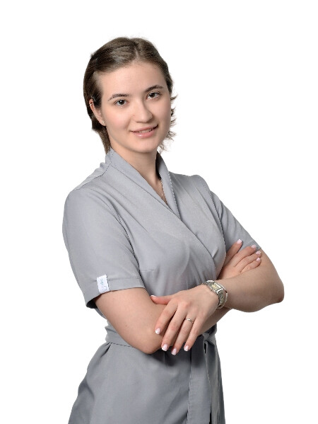 Врач Власова Алеся Тарасовна