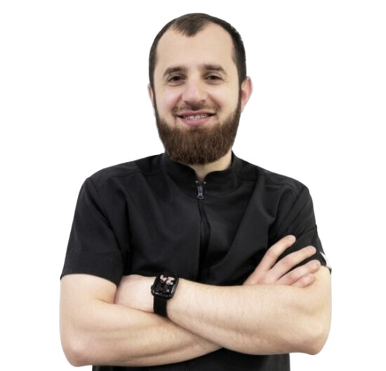 Врач Абакаров Изамутдин Ирасханович 