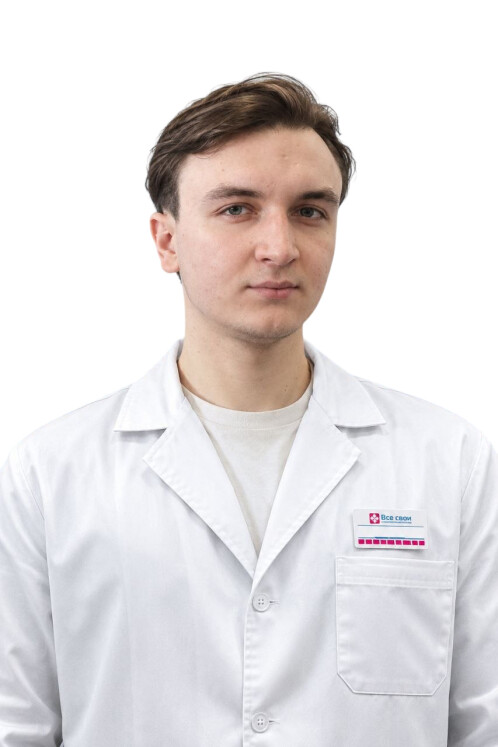 Врач Гладышев Александр Иванович