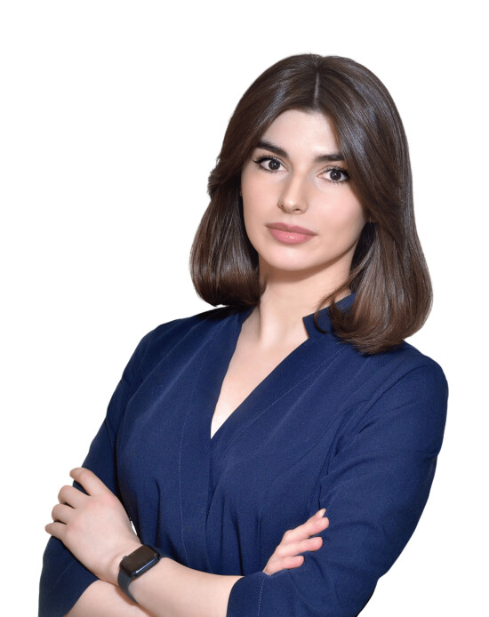 Врач Алиханова Альбина Алихановна