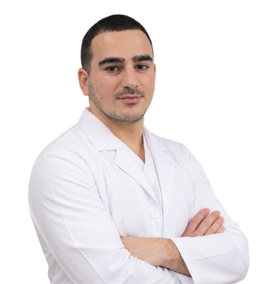 Врач Салаватов Муслим Ширваниевич