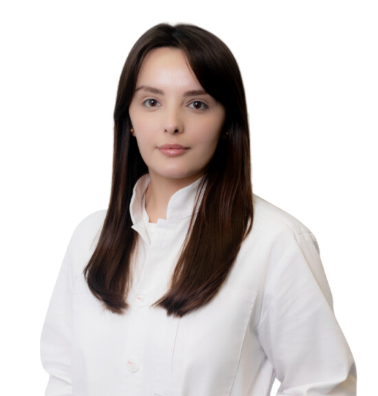 Врач Гусейнова Мавлида Нурбековна