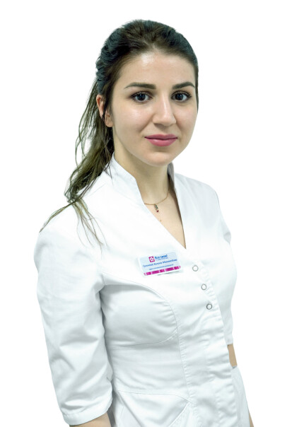 Врач Гусенова Залина Магомедовна 
