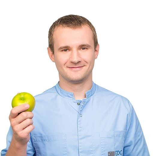 Врач Аксенов Кирилл 