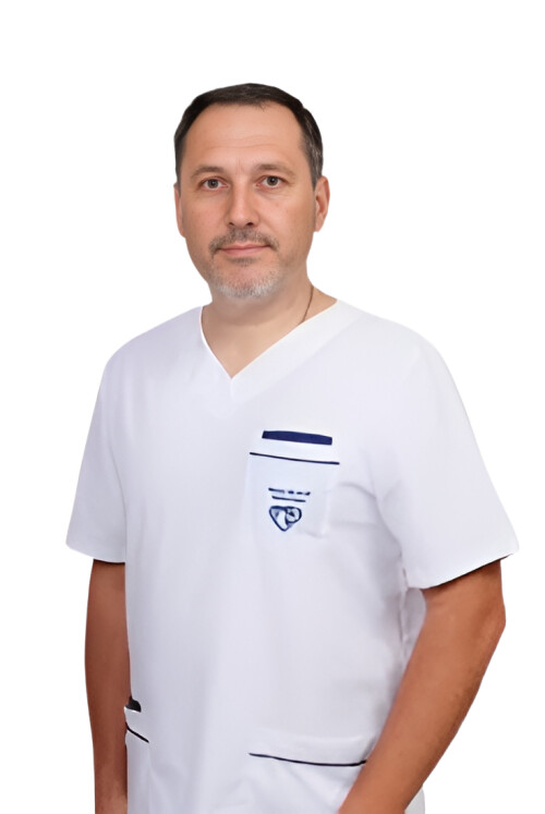 Врач Самочатов Денис Николаевич