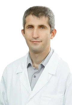 Врач Магомедов Гаджи Магомедович