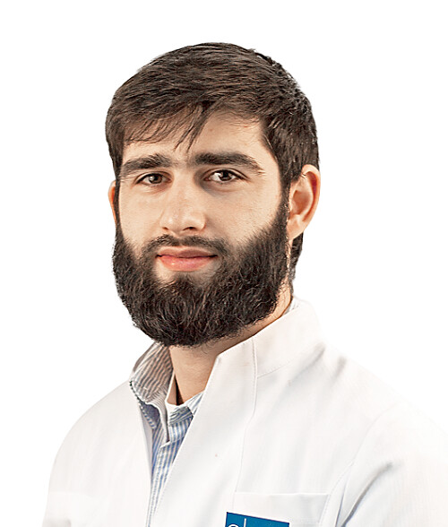 Врач Алиев Абдулмалик Магомедович 