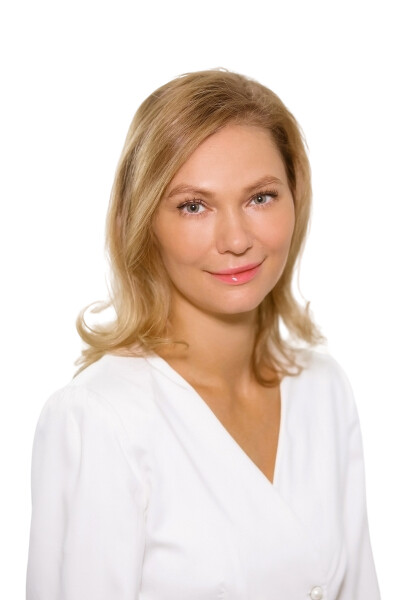 Врач Монахова Елена Васильевна