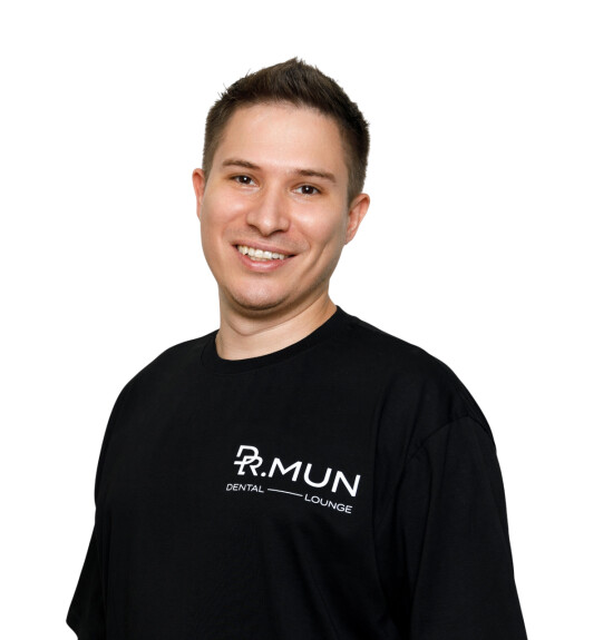 Врач Бубнов Евгений Ильич 