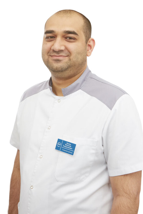 Врач Базаев Вячеслав Тамерланович 