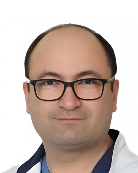 Врач Тамразов Расим Ильхамович 