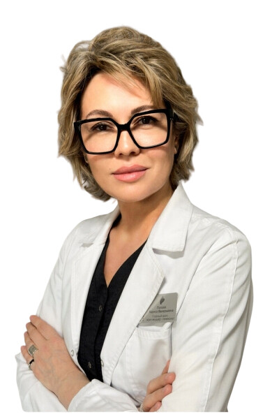 Врач Попова Лариса Валерьевна 