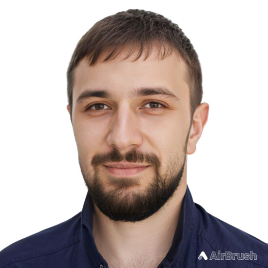 Врач Магомедов Ислам Абдуллаевич 