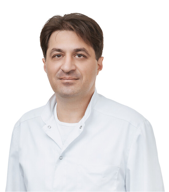 Врач Карабач Игорь Валериевич 