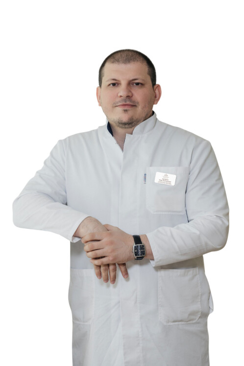 Врач Сулумов Заур Рамзанович 